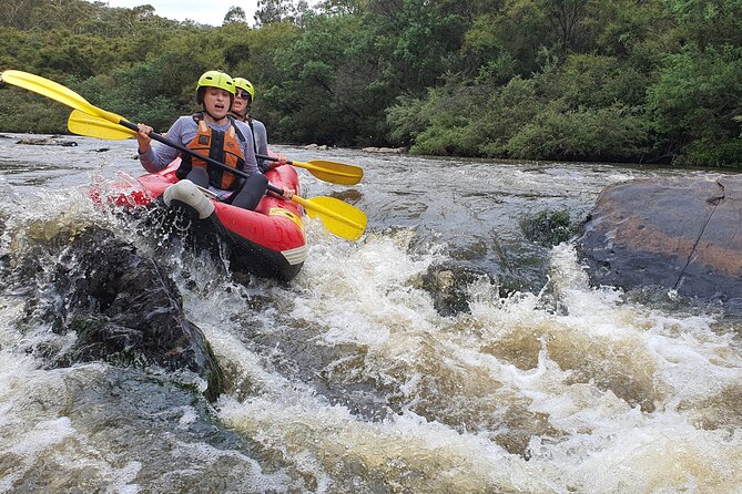 Whitewater Sports rafting on the Yarra river - Getting set up at Lower Homestead Road Car Park