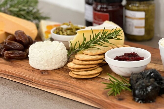 Yarra Valley Grazing Tour Wine, Cheese, Gin, Pizza from Melbourne - Key highlights that make this tour work